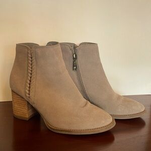 Blondo suede booties, size 8.5